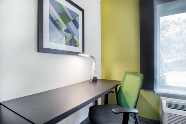 Holiday Inn Express & Suites Albany Airport - Wolf Road image 17